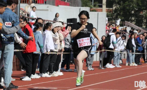 雯雯高中举办春季运动会学生们积极参与各项比赛展现风采