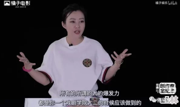 欧美一级婬片A片久久精品水中花画面模糊，剧情老套，演技尴尬，浪费时间，毫无价值