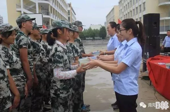 惊喜发布！时之歌手游官网最新下载地址揭秘，一键速览如何轻松下载体验！